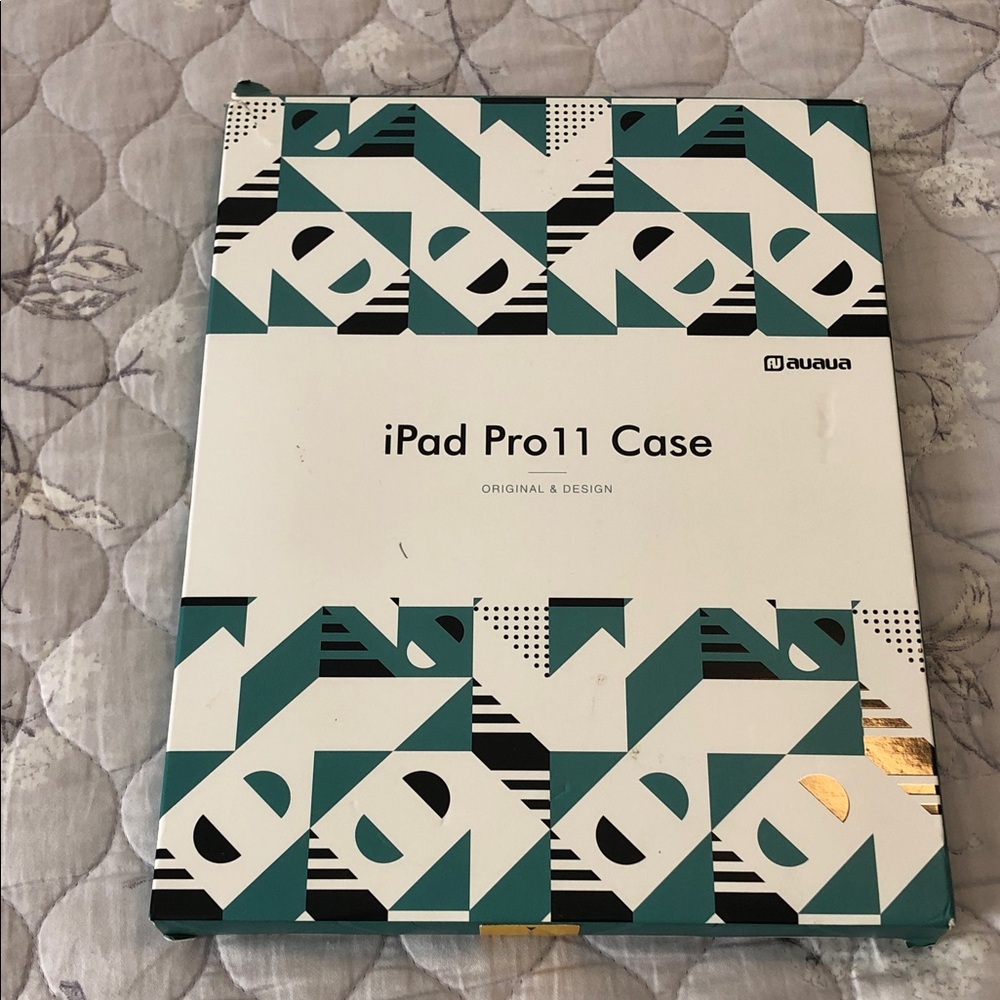 AUW iPad Pro 11 Case - Teal and Black Abstract Pattern